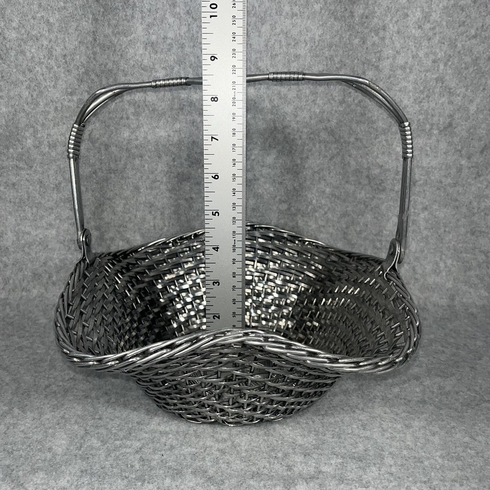 VTG Silver Tone Metal Woven Wire Basket With Fold Down Handle Decor Centerpiece - Picture 11 of 14
